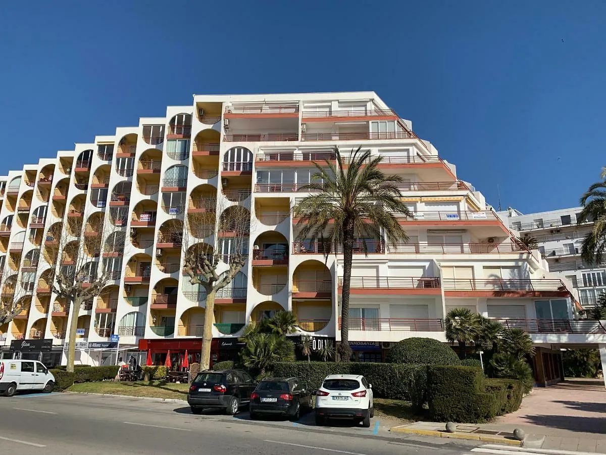 Awaydays - 317 - Duplex Style Apartment 1St Sea Line Empuriabrava